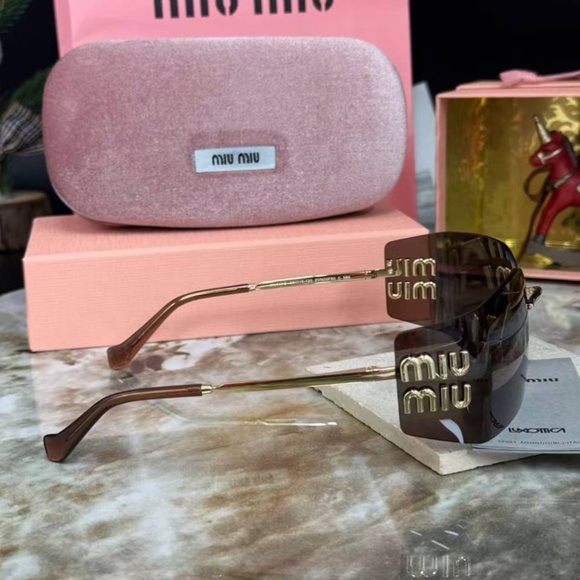 Miu miu Sunglasses - Picture 3 of 5